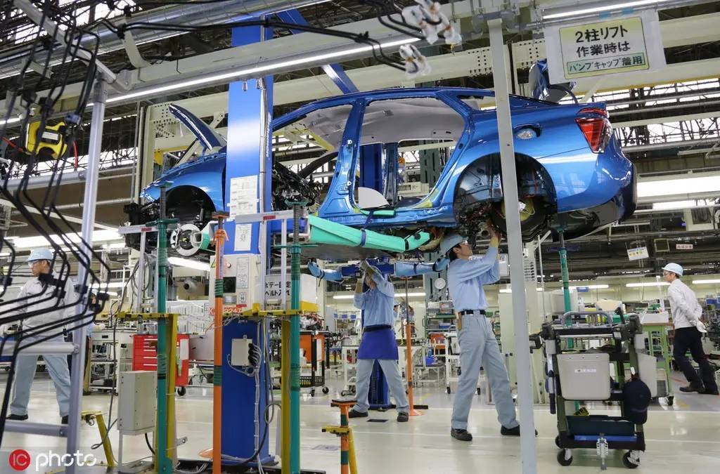 中國(guó)為什么要大力發(fā)展新能源汽車?